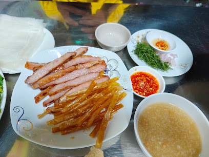 쿠안옹티엔 (넴느엉)